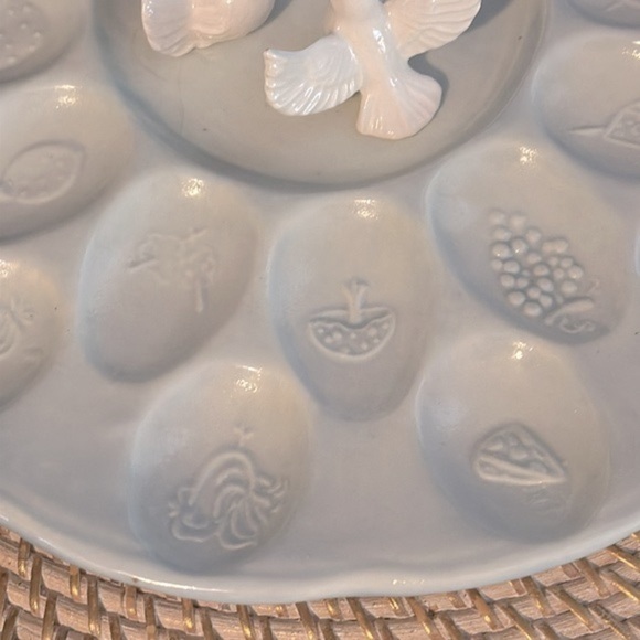 Vintage Blue Ceramic Deviled Easter Egg Holder with White Doves Platter Size 13” - Picture 5 of 9
